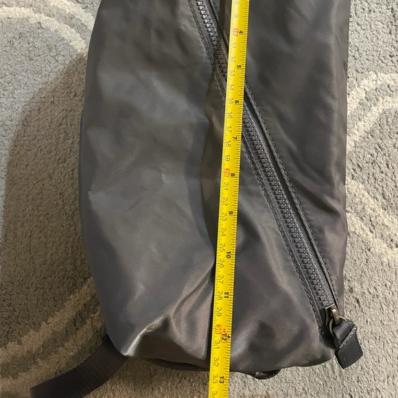 Lululemon Small Duffel Shoulder Crossbody Nylon Bag - Picture 8 of 8